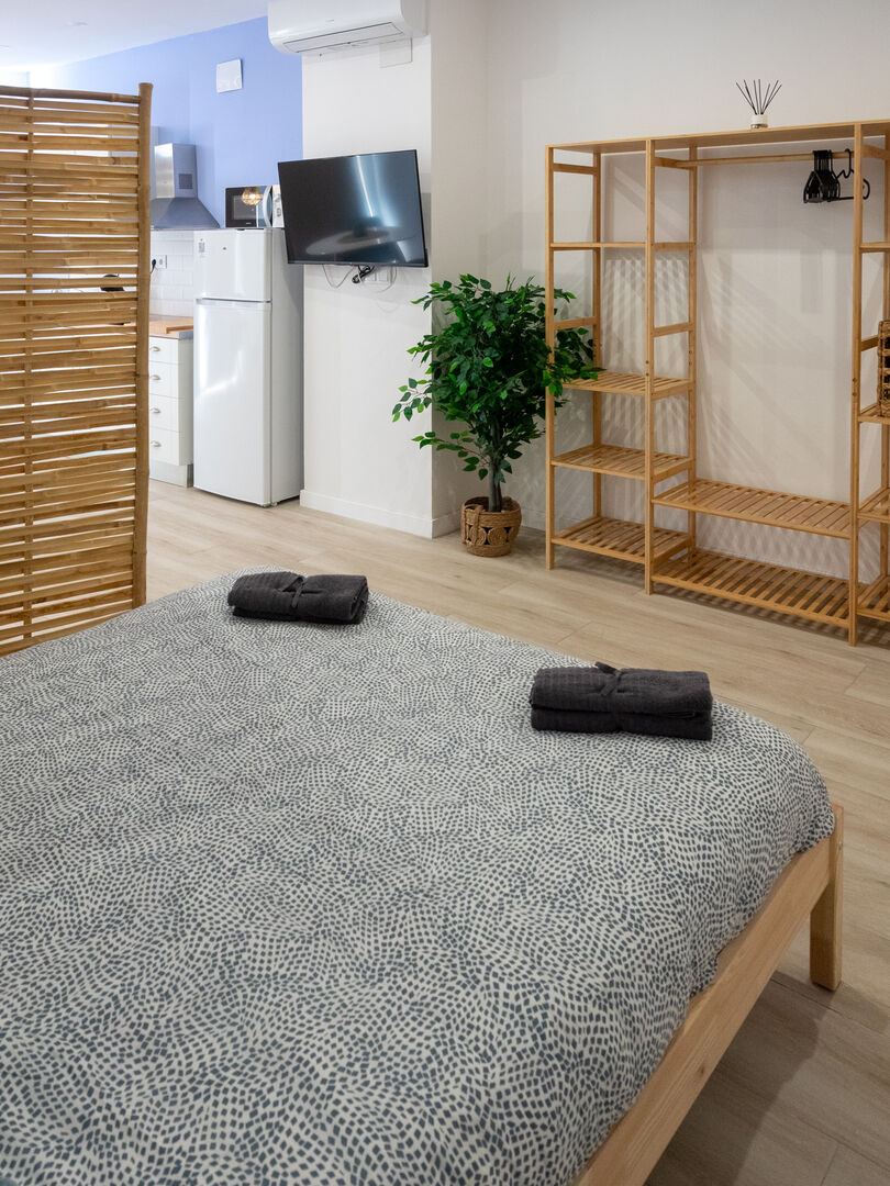 Bedroom with double bed
